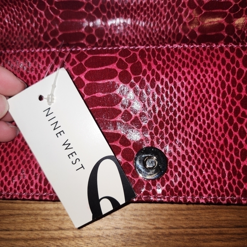 Nine WEST CLUTCH​ - Picture 7 of 7